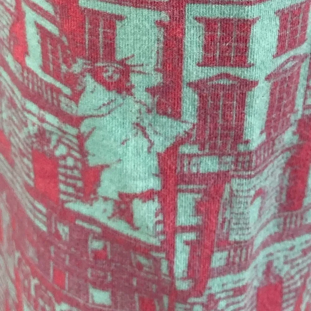 BedHead VTG NYC Print Pink and Blue PJ Top skyline, Statue of Liberty, & cat